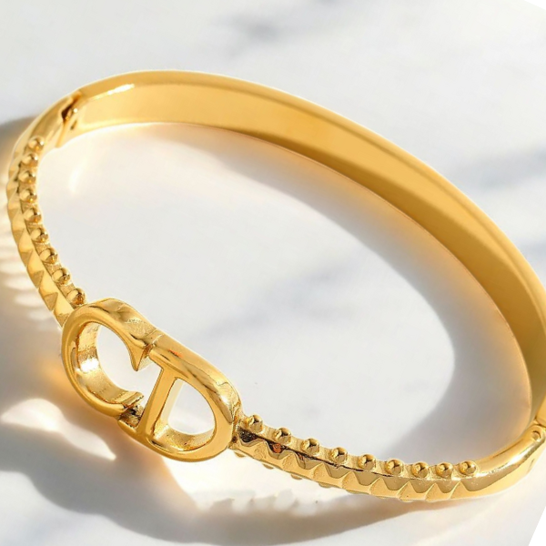 CD Bangle