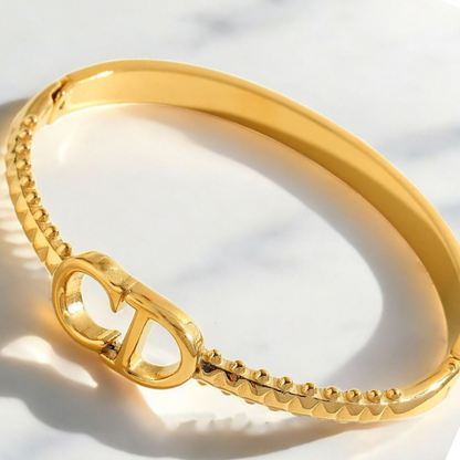 CD Bangle