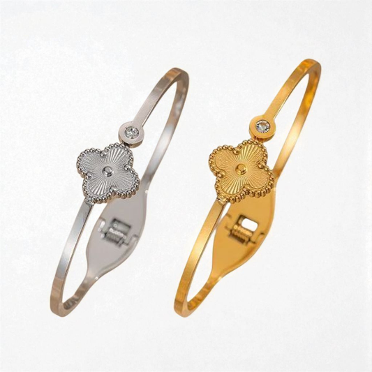 Ella Bangle